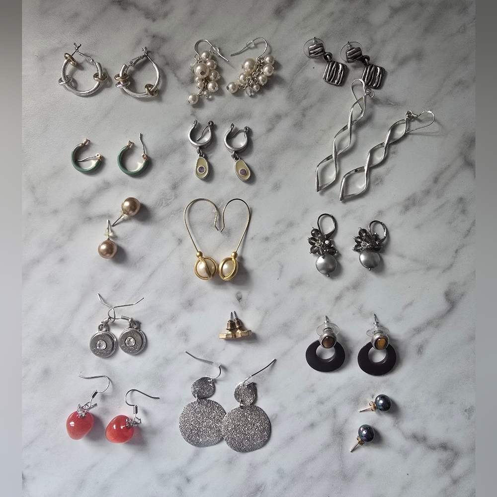 Boutique Vintage Elegant Gold and Silver Earrings Set
